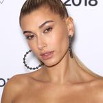 Hailey Baldwin 