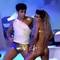 Le mannequin totalement nue dans un striptease prime time en Argentine