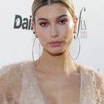 Hailey Baldwin 