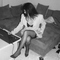 petite secrétaire sensuelle est très sexy