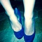 Aux pieds Chiens !