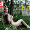 Lorie nue pour Paris Match