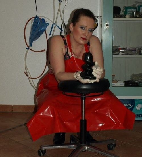 Mistress all over the world-28