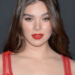 Hailee Steinfeld 