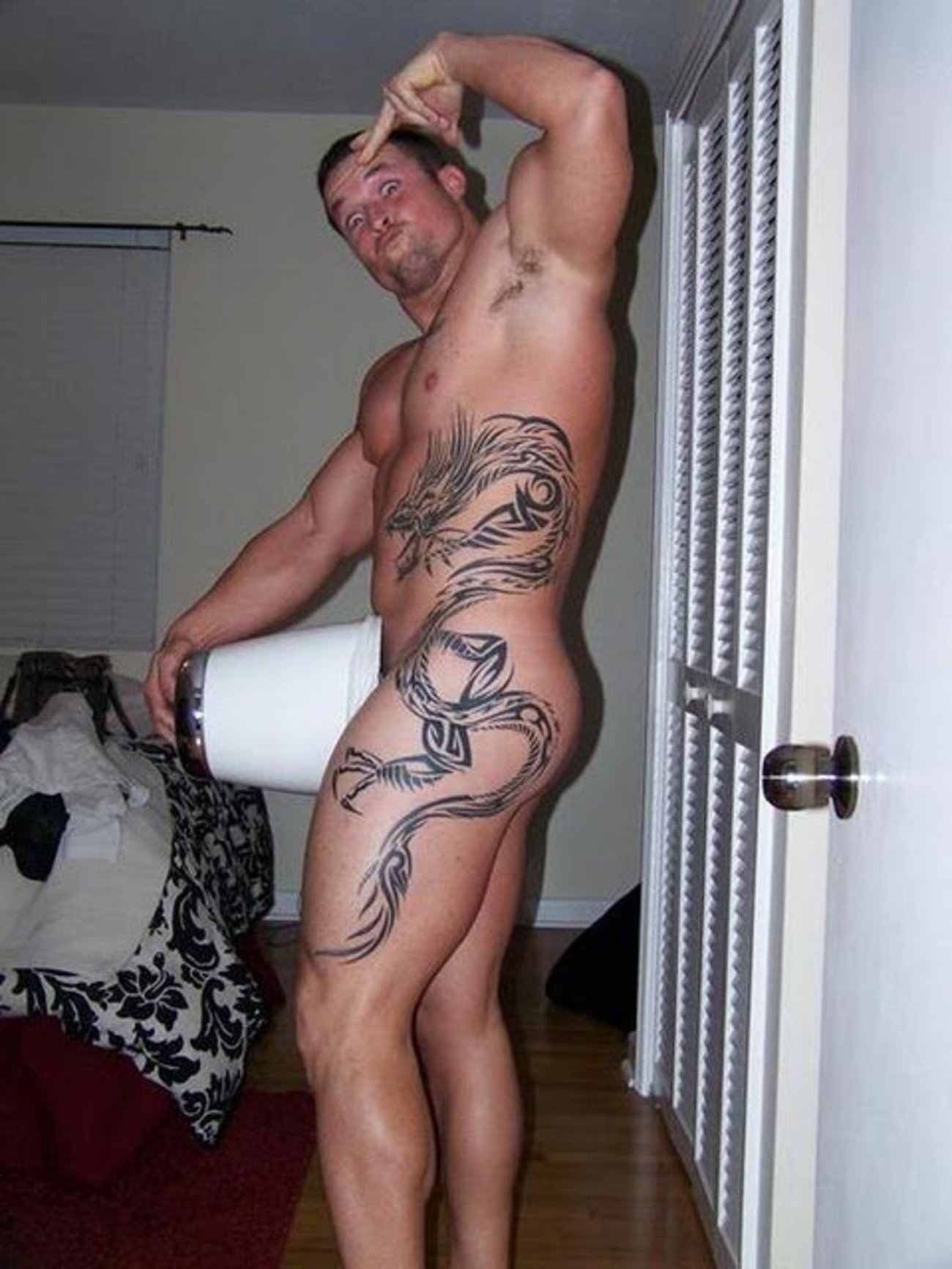 голые мужчины татуировки фото 93