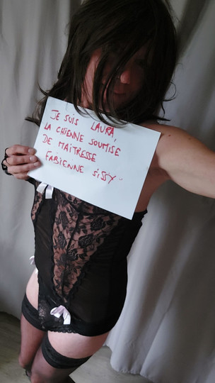 LAURA SISSY DE PARIS